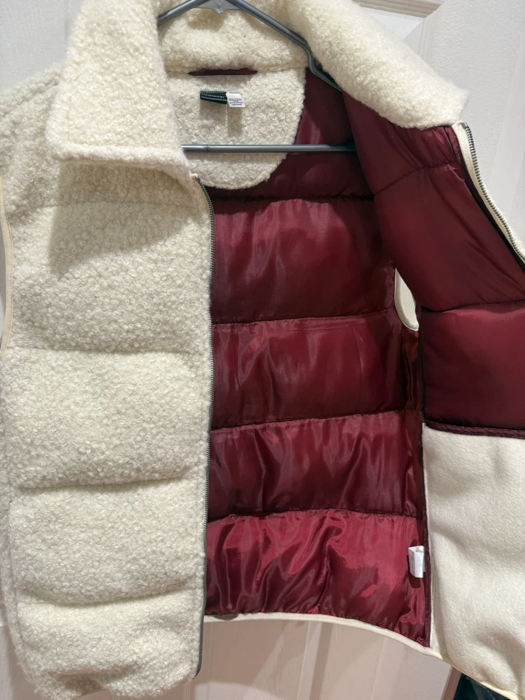 Cozy Cream Sherpa Puffer Vest – Size XS - photo 5