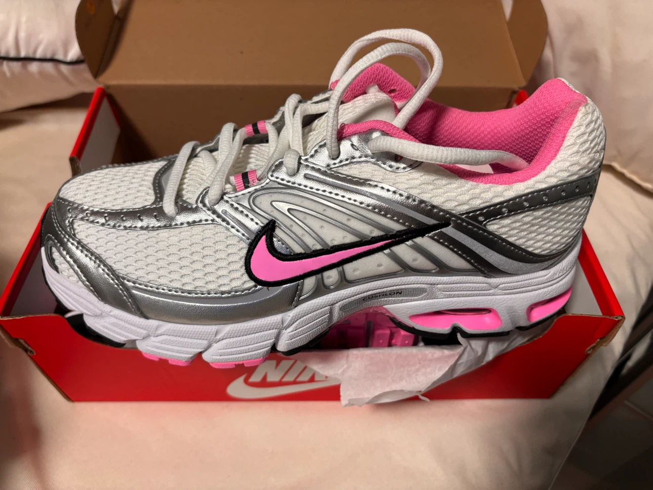 Nike Air Max Moto 2K Women's Size 9 - photo 2