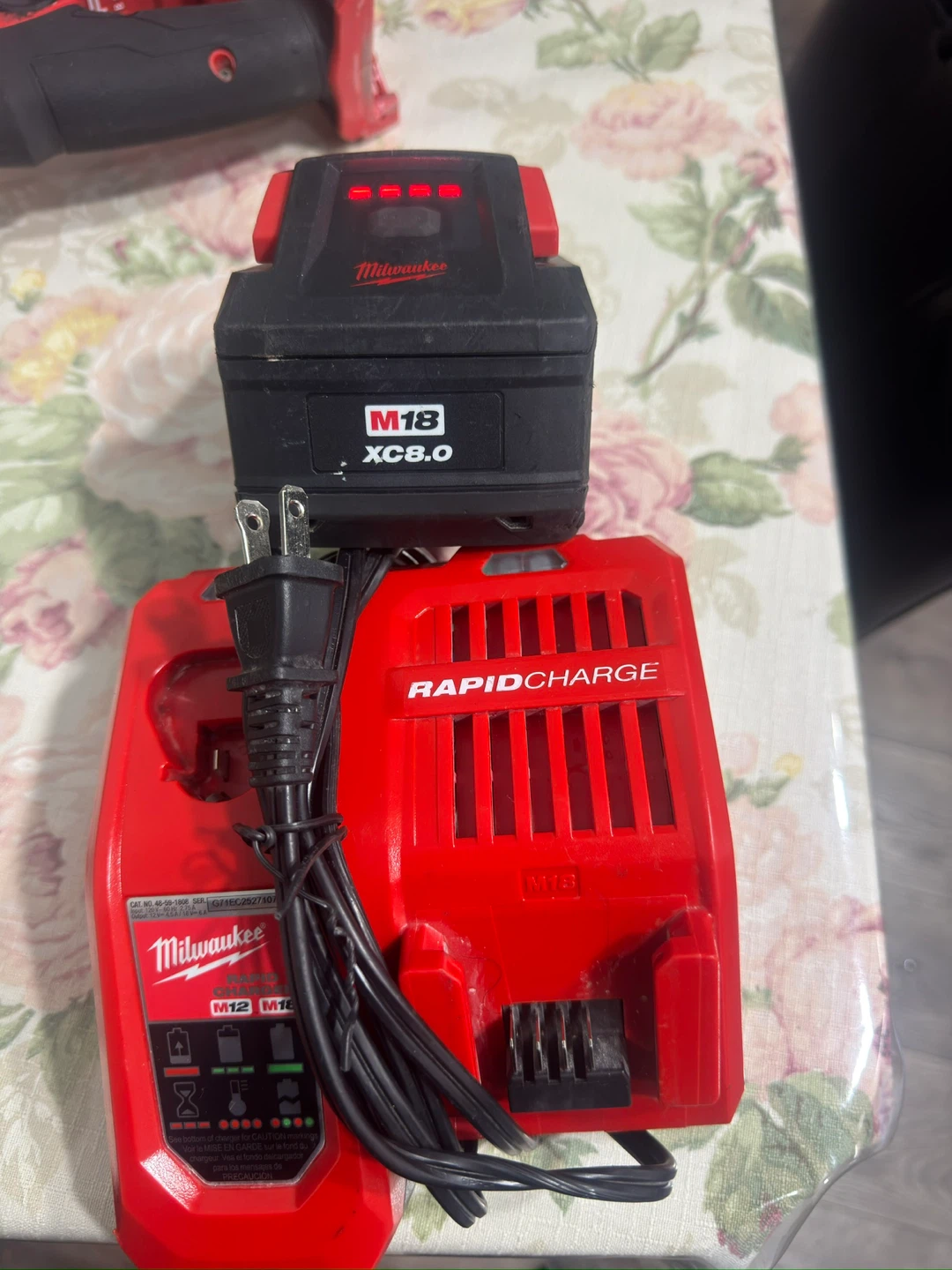 Milwaukee M18 REDLITHIUM FORGE XC8.0 Battery and Charger