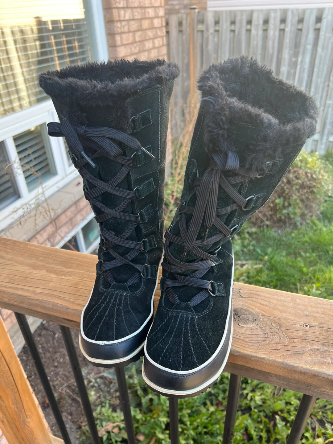 Sorel Women's Winter Boots - size 9.5 - photo 2
