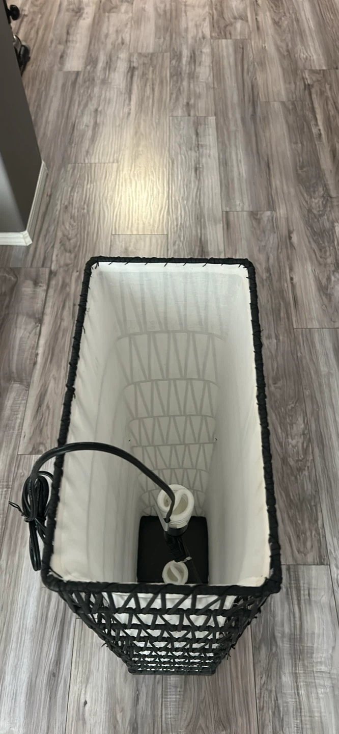 Tall black wire floor lamp with white shade - photo 3