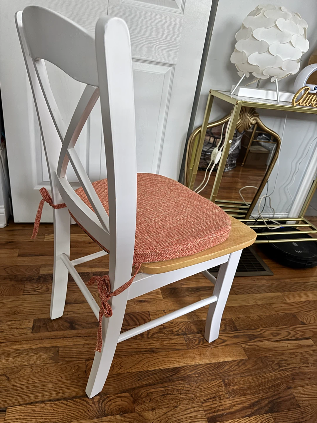 Set Of 2 White Chairs with Cushions