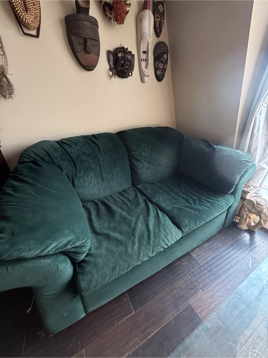 Green velvet loveseat lazy boy - photo 2