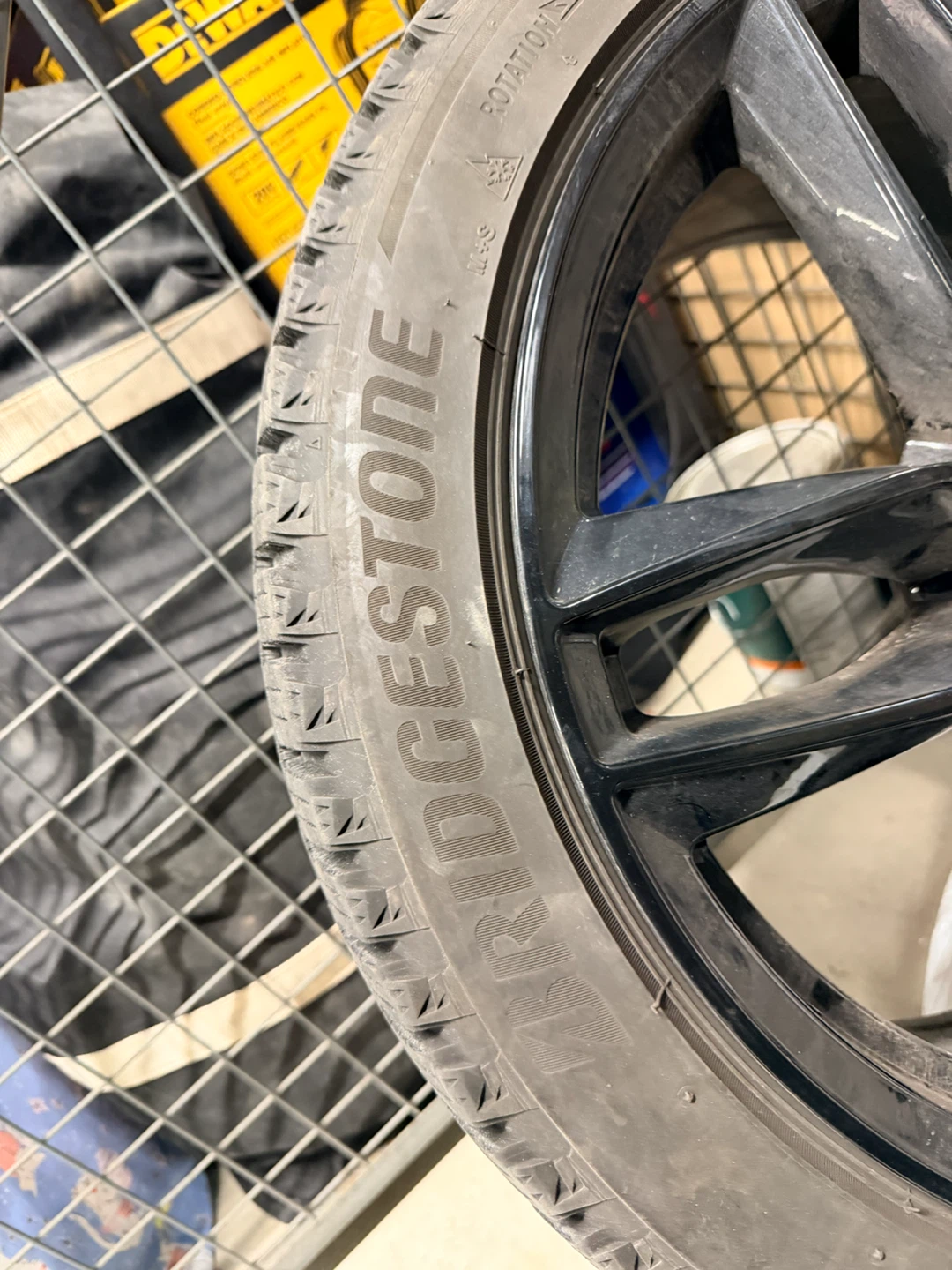Set of 4 Bridgestone Blizzak WS90 Winter Tire 225/45R18 - photo 3