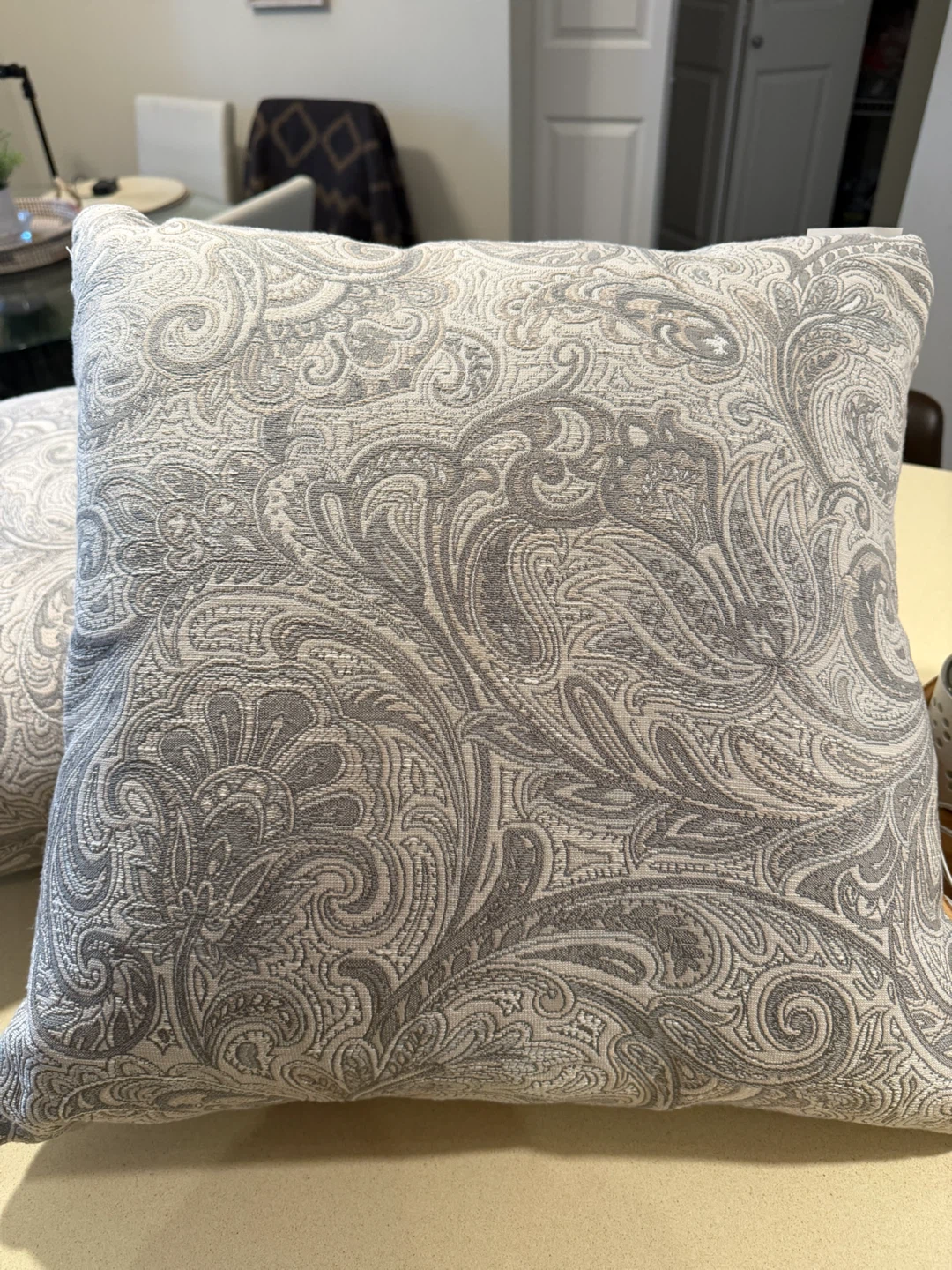 Set of 2 Grey Paisley Decorative Accent Pillows - photo 2