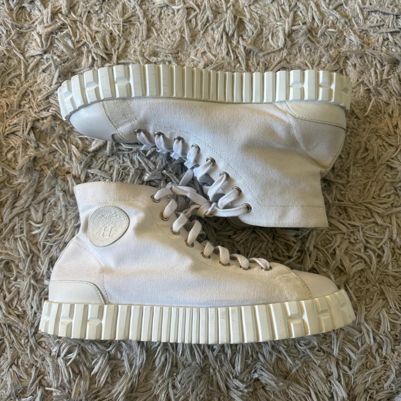 Hermès high-top sneakers in white size 39.5