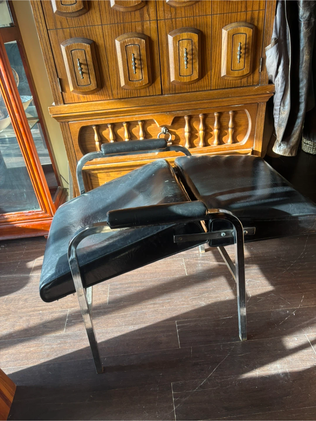 Vintage Mid-Century Modern Chrome and Black Vinyl Lounge Chair - photo 3
