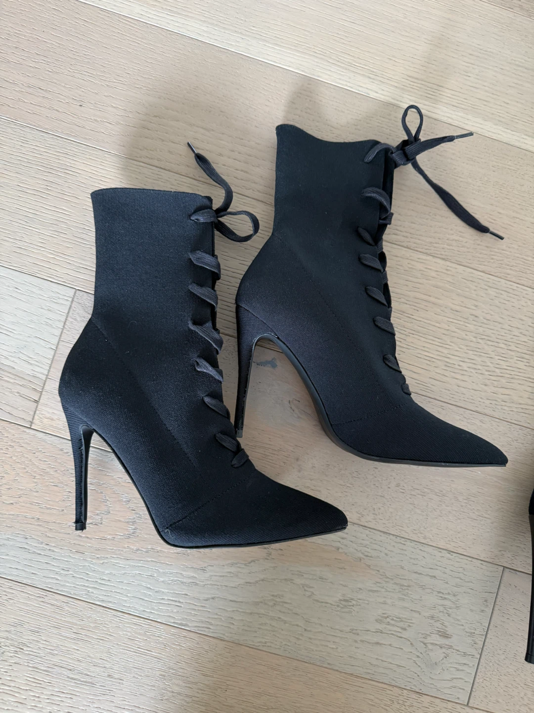 Steve Madden - new woman’s size 8 stretchy sock boots - photo 3