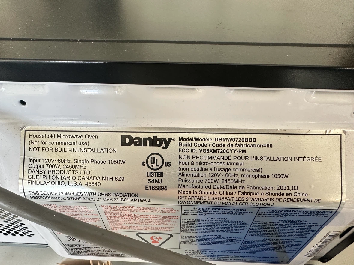 Danby Microwave 0.7 cu ft 700W - Black - photo 5