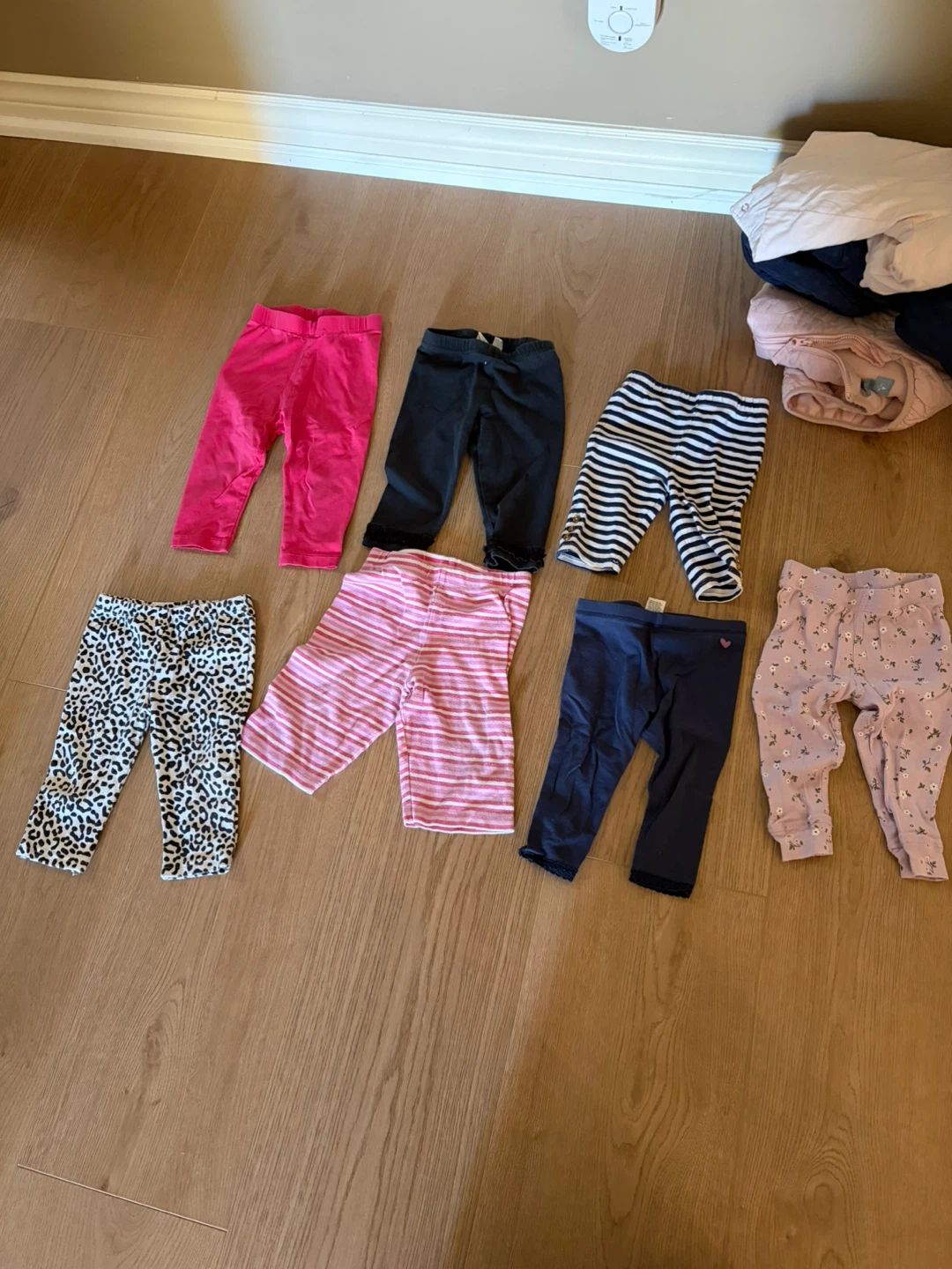 30+pc 6-12 m Girls Clothing Bundle - photo 3