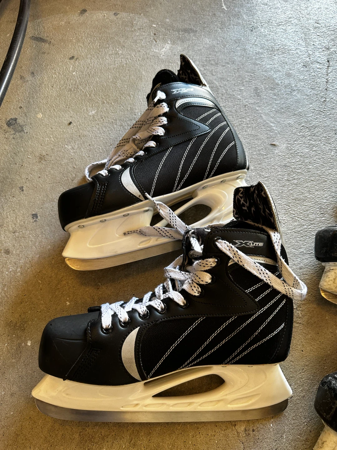 Winnwell X-Lite Hockey Skates Size 10