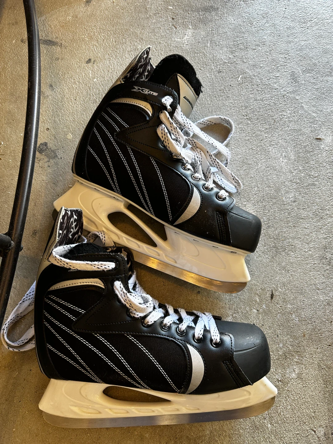 Winnwell X-Lite Hockey Skates Size 10 - photo 2