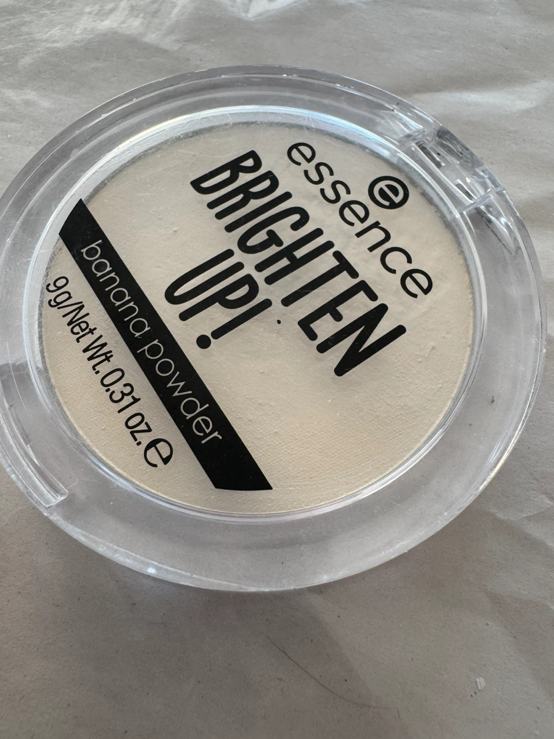 Essence Brighten Up! Banana Powder - photo 2