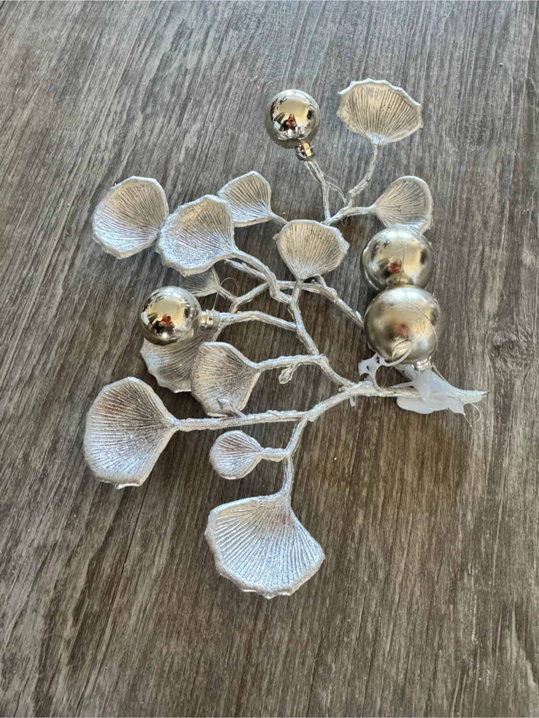 FREE Silver Decorative Ginkgo Leaf Branch