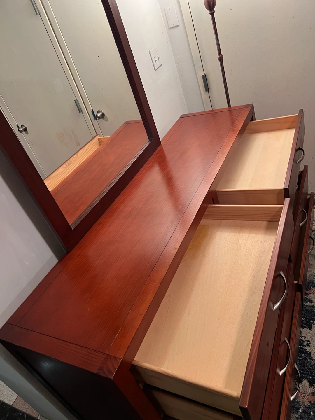 Double Dresser w/Mirror 8-Drawers - Delivery Extra - photo 3