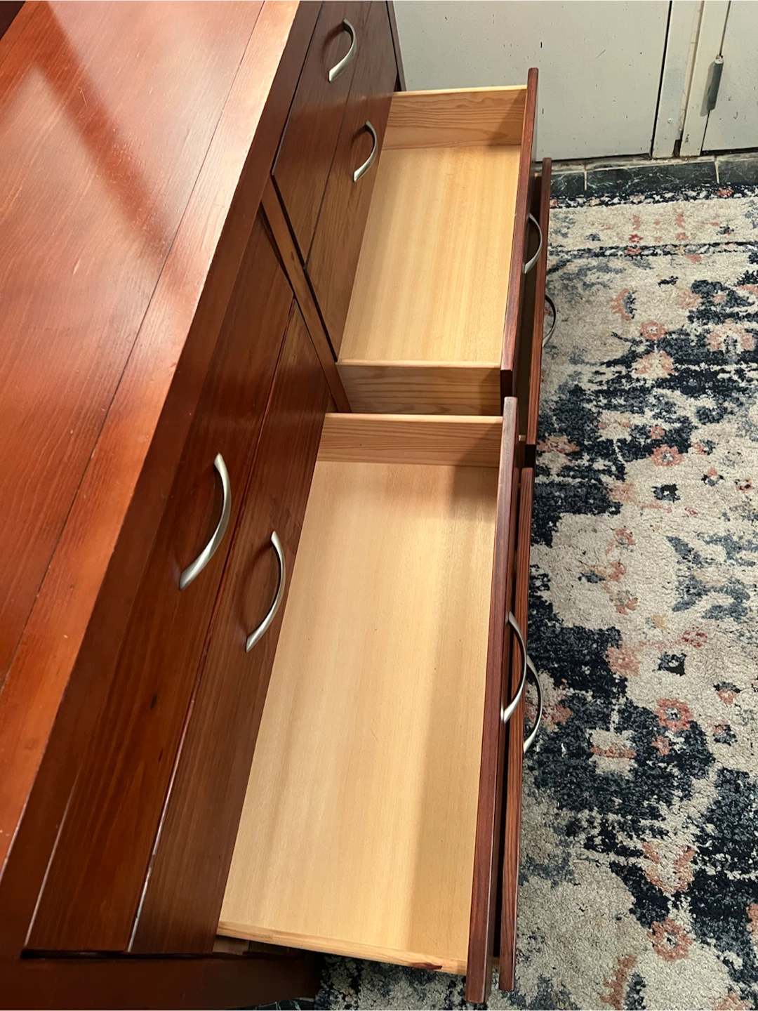 Double Dresser w/Mirror 8-Drawers - Delivery Extra - photo 5