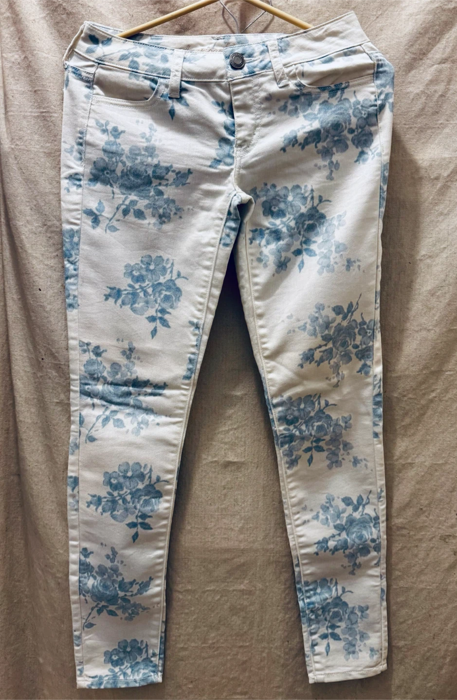 American Eagle Floral Jeggings Size 2 - photo 2