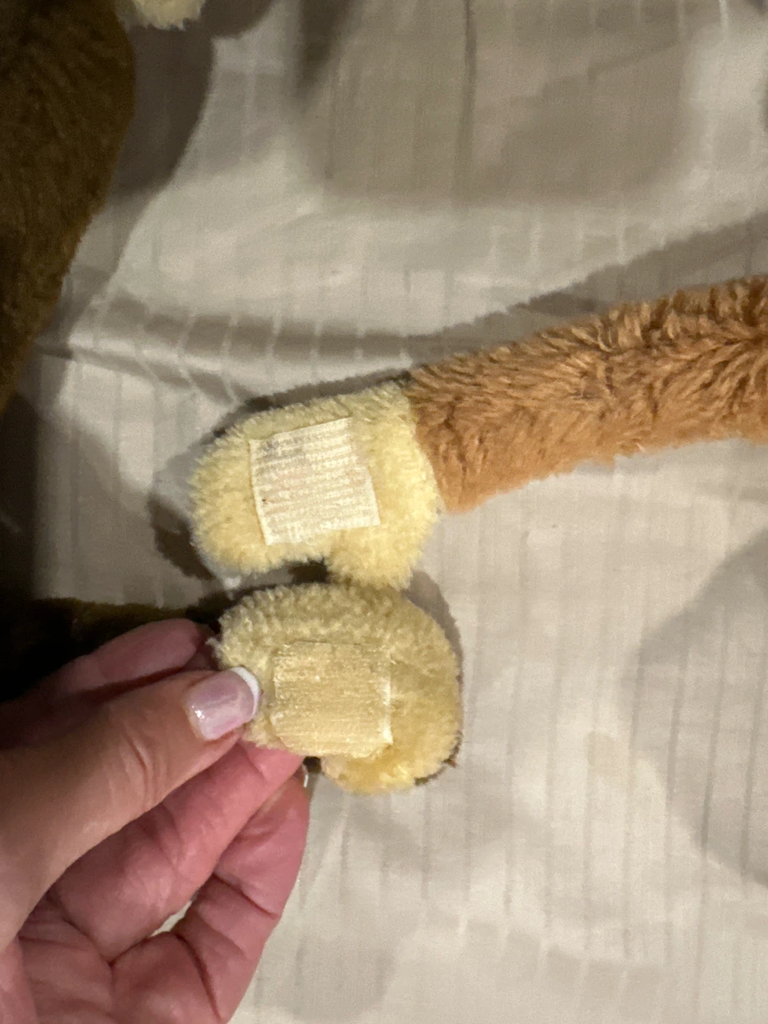 Pair of Dakin Hugging Monkey Plush Toys - photo 4