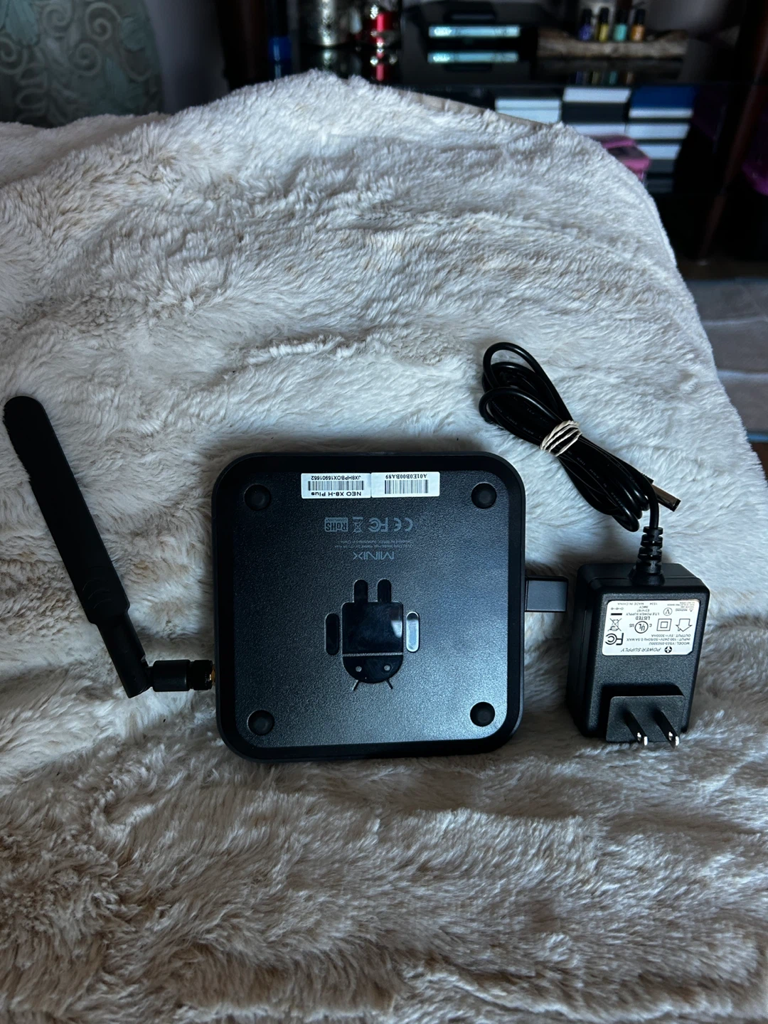 Minix Neo X8-H Plus Android TV Box