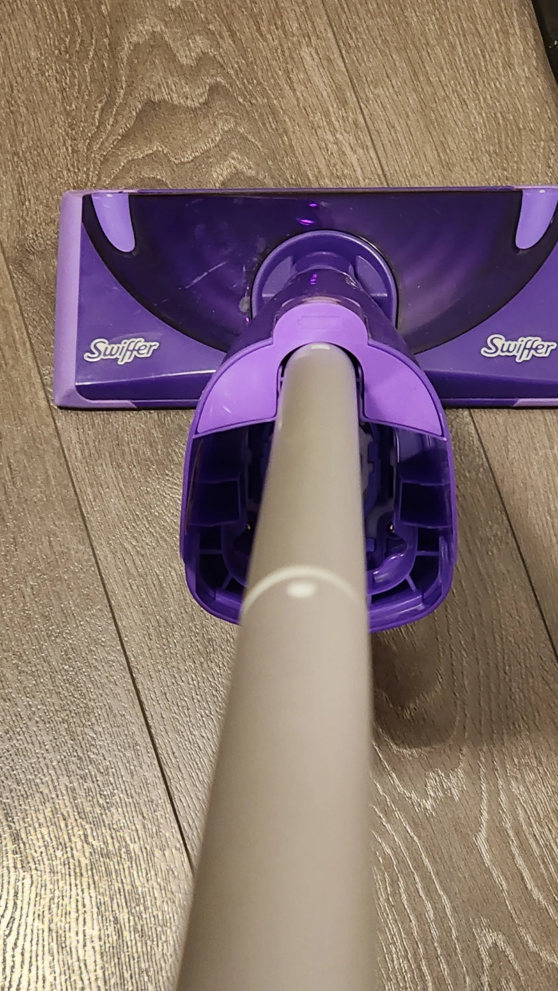 Swiffer WetJet Mop + 1 Heavy Duty Pad - photo 2