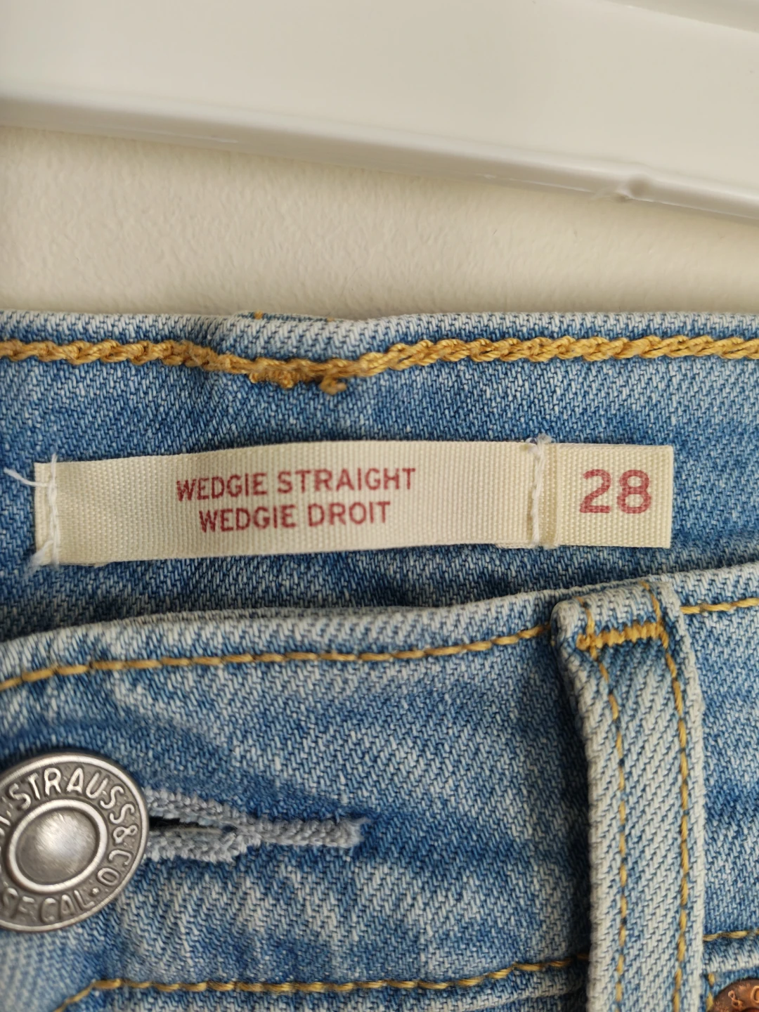Levi's Wedgie Straight Jeans Light Wash Size 28 - photo 2