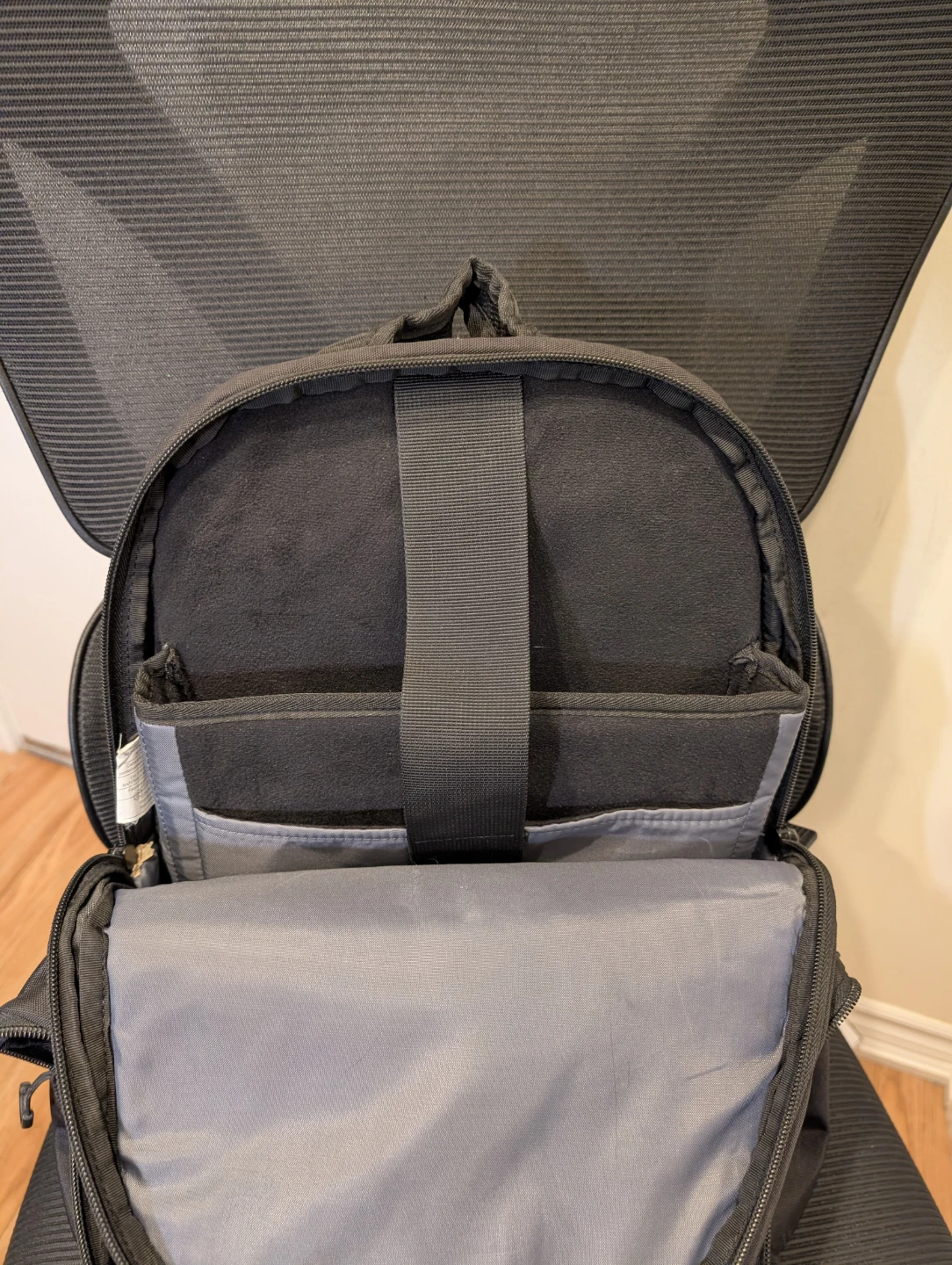 Victorinox Black Laptop Backpack - photo 4