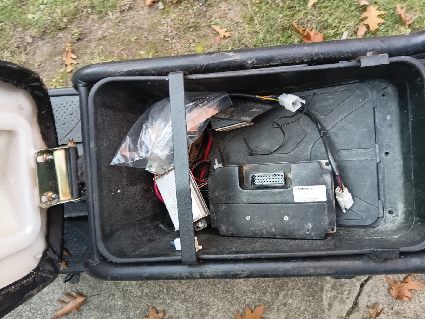 Emmo monster 84v lead not working - photo 4