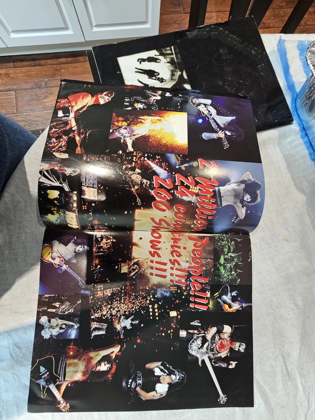 KISS Psycho Circus World Tour 1998-1999 Program - photo 3