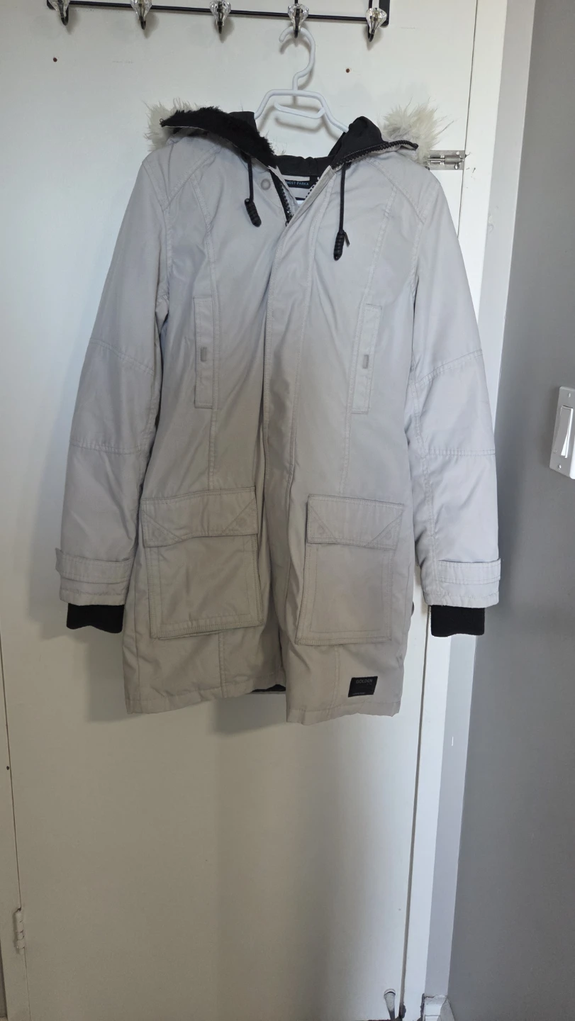 Aritzia: Tna Golden Bancroft Parka - Size Medium
