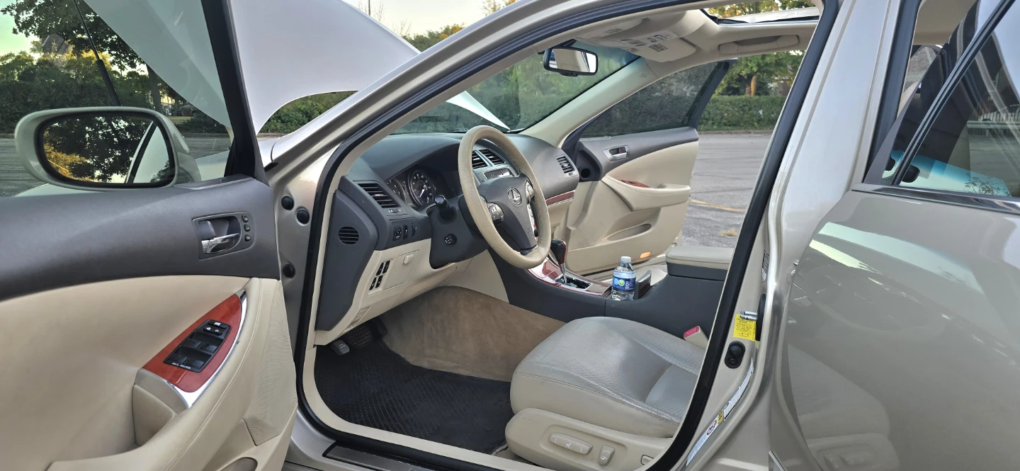 2012 LEXUS ES350 - photo 4