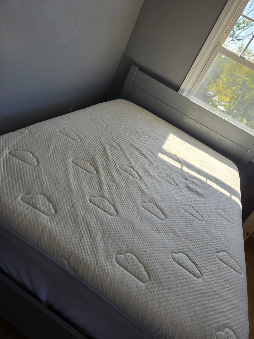 Full sized Puffy Memory Foam Matress