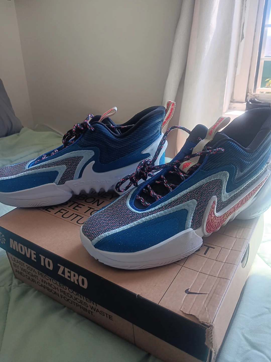 Nike Cosmic Unity 2 Basketball Shoes Size 11.5 Men's - photo 3