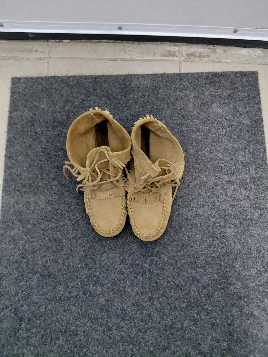 SoftMoc Suede Fringe Moccasin Boots