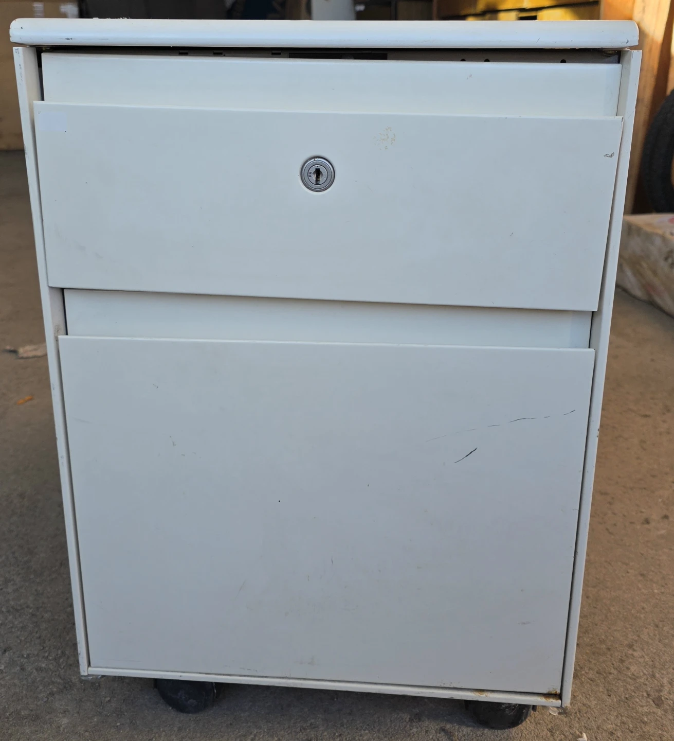 Metal Mobile Filing Cabinet, NO KEY. LOCKED.
