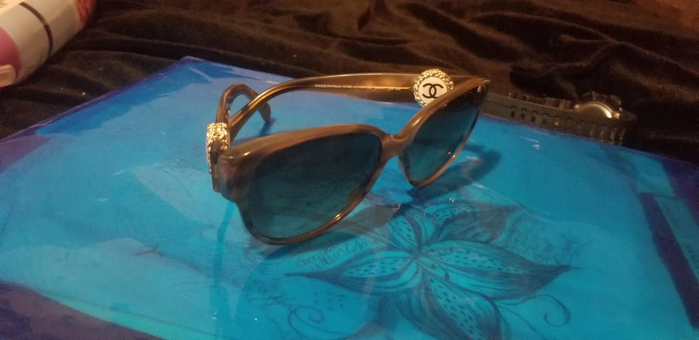 Chanel Collection Bouton Sunglasses