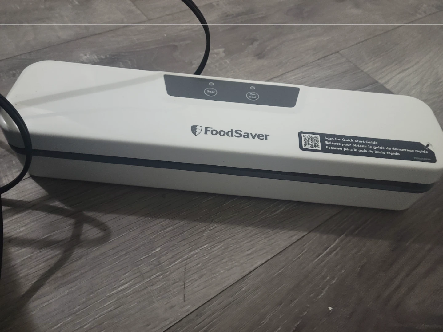 FoodSaver Vacuum Sealing System - photo 2