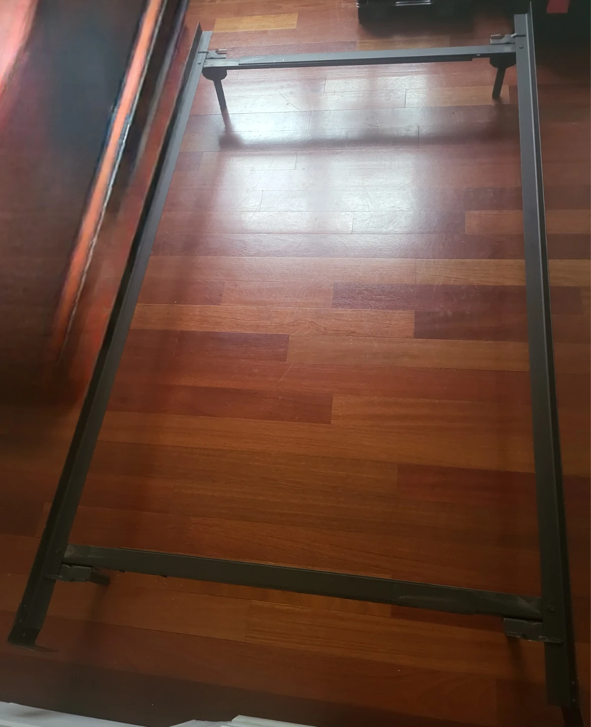 Adjustable Metal Bed Frame – Twin / Full Size - photo 3