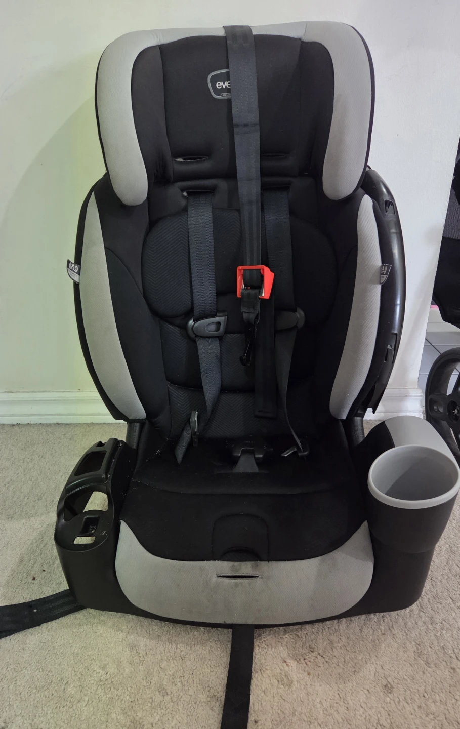 Evenflo Harness Booster Car Seat