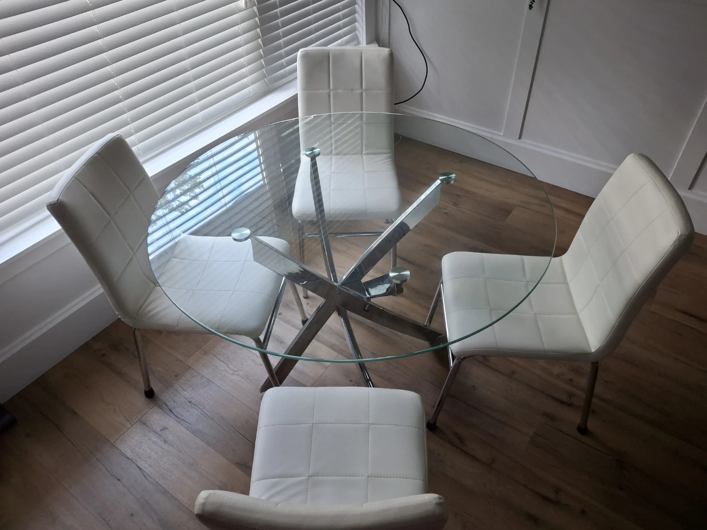 Glass Dining Table with 4 White Chairs
