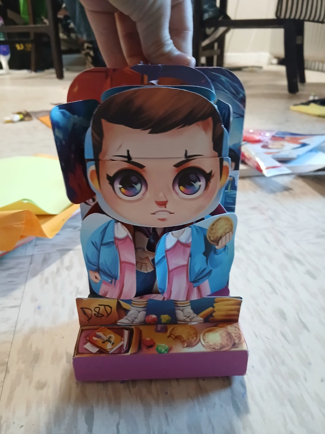 Stranger Things Papercraft Eleven