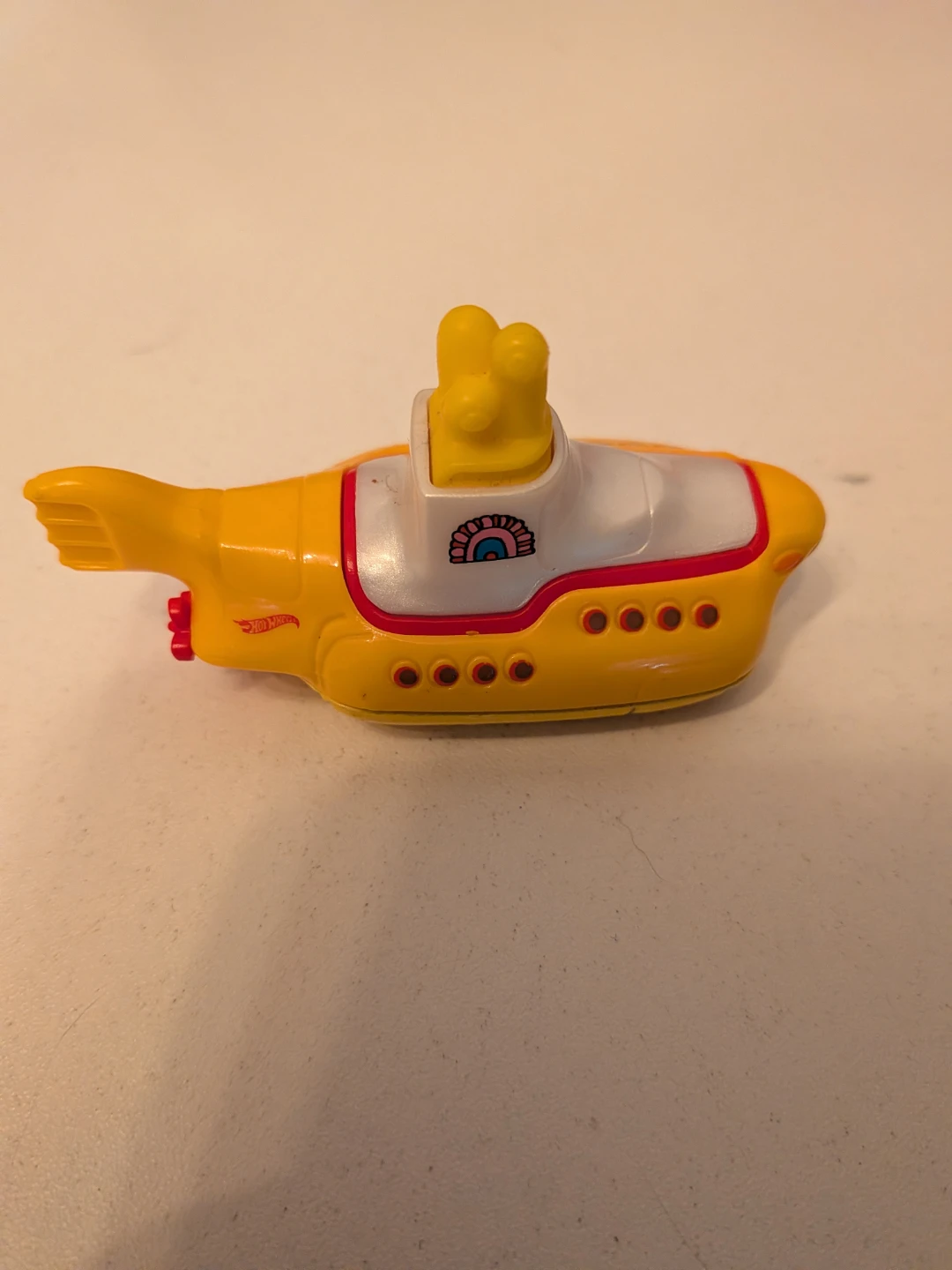 Hot Wheels Yellow Submarine Die-cast Toy - photo 4