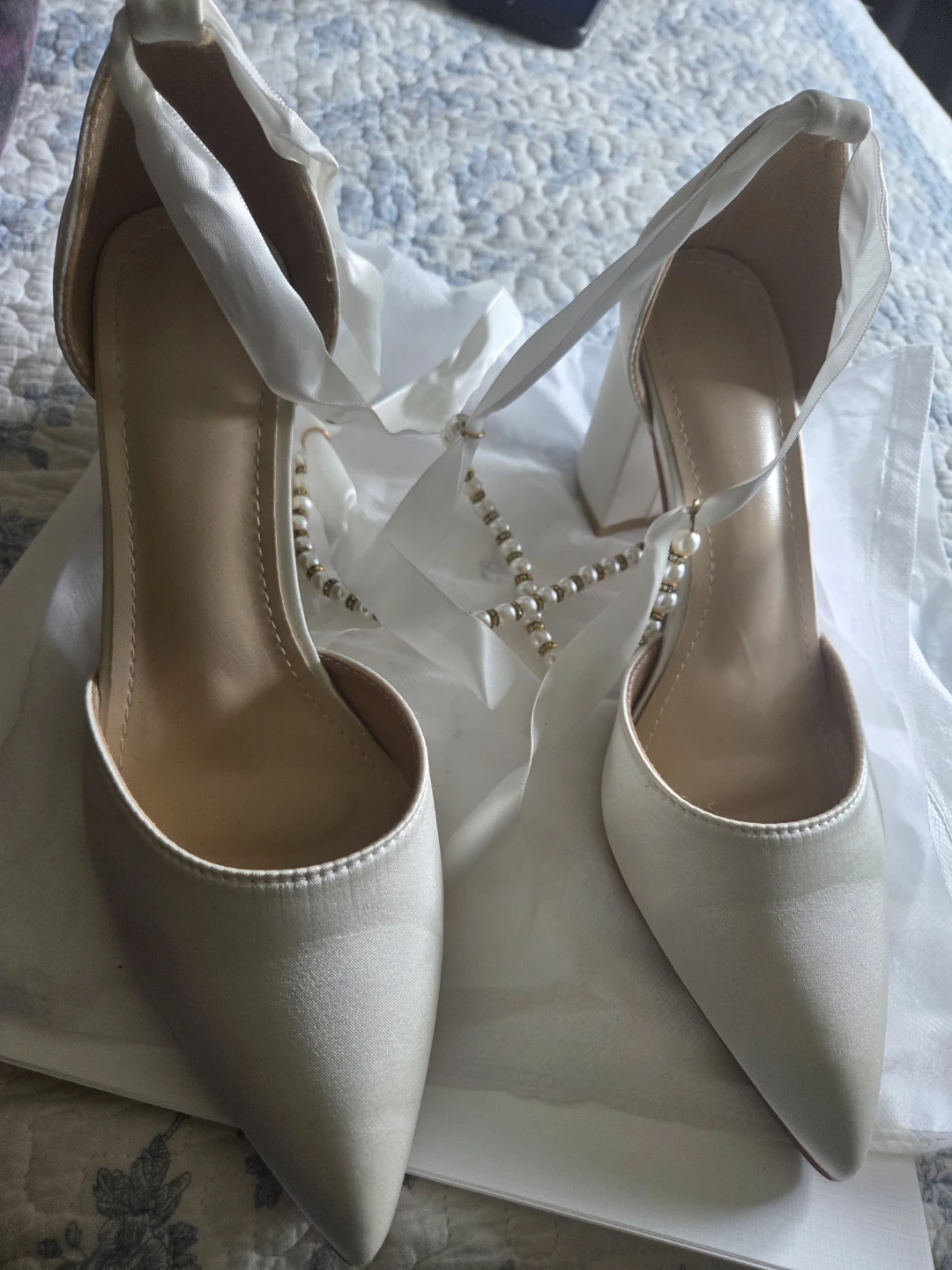 White Satin Block Heel Shoes with Pearl Accents - photo 4