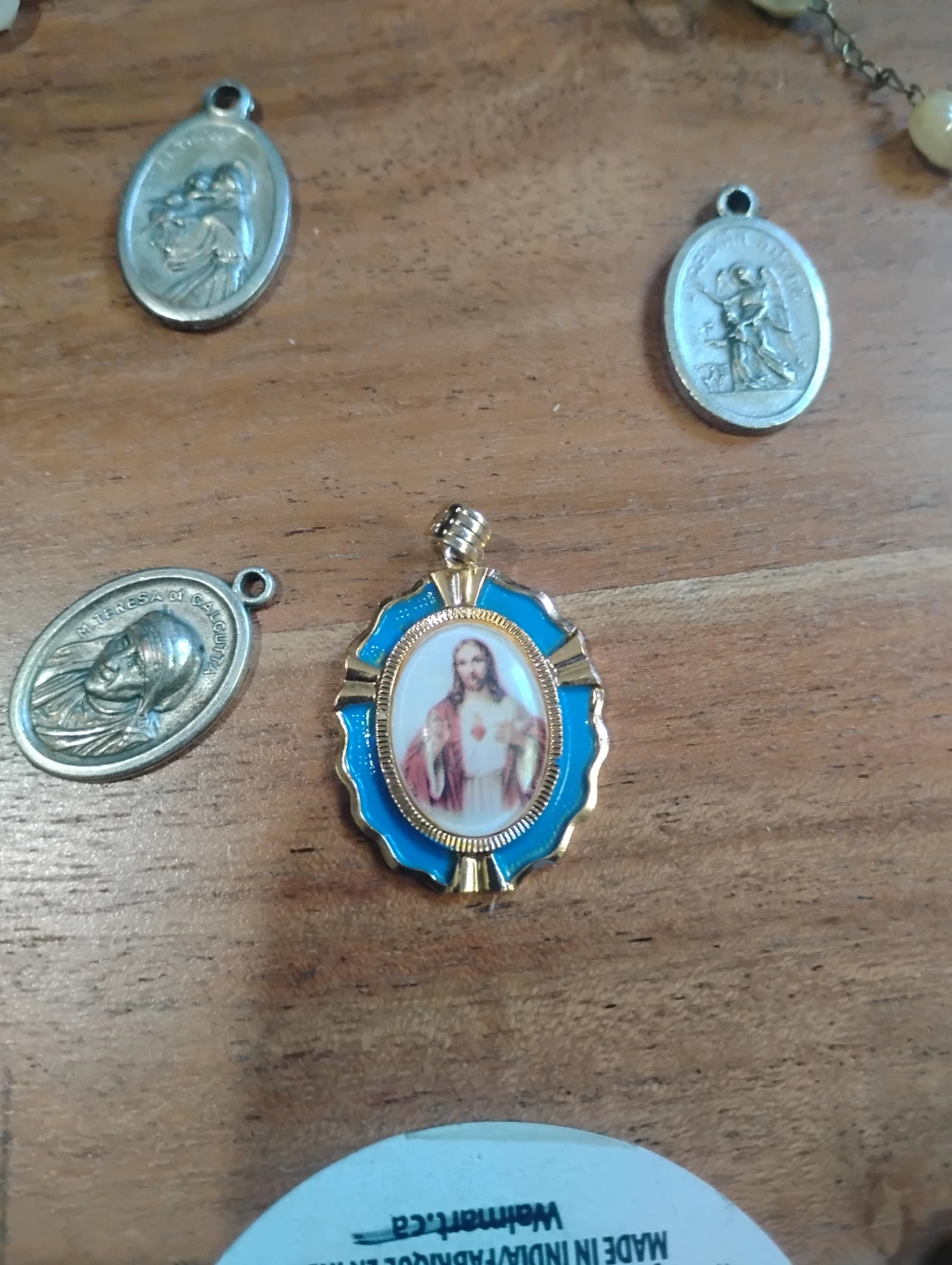 Religious Keepsake Box and Rosary Set - photo 3