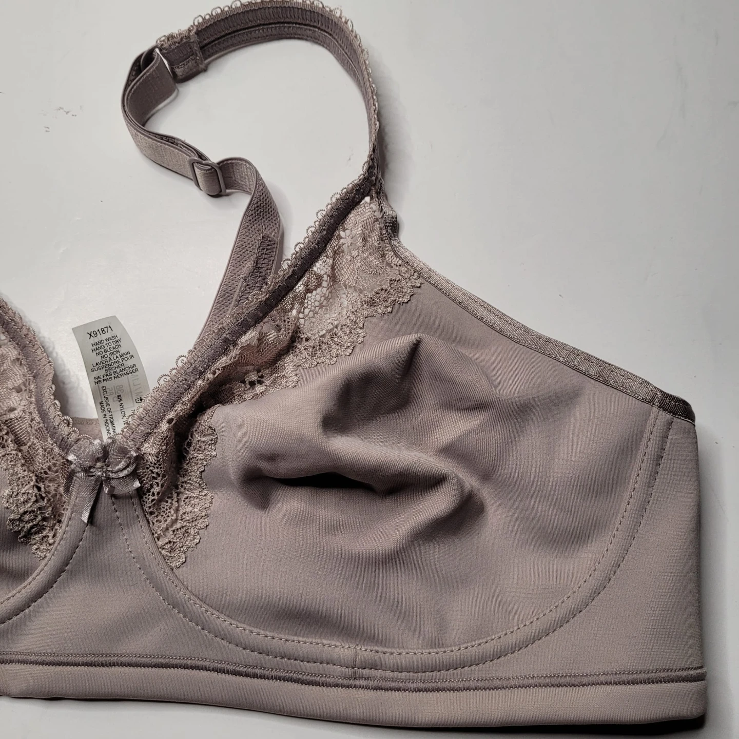 WonderBra Beige Lace Bra Size 38B - photo 3