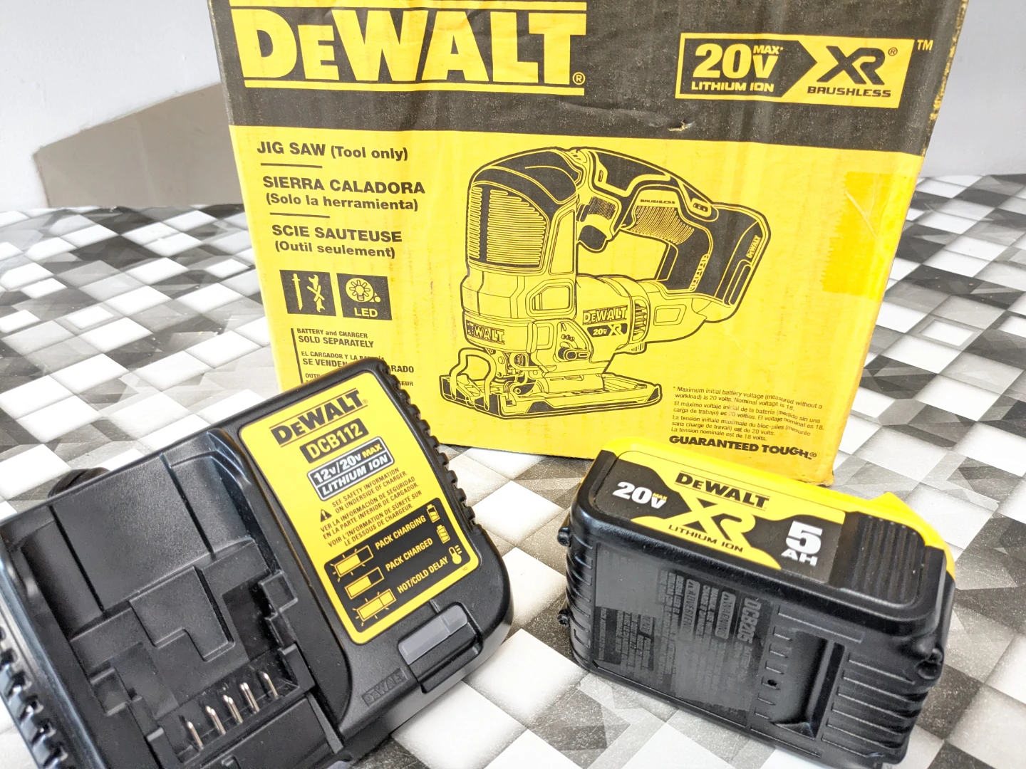 20V Max DeWalt XR Jigsaw Combo Kit - photo 3