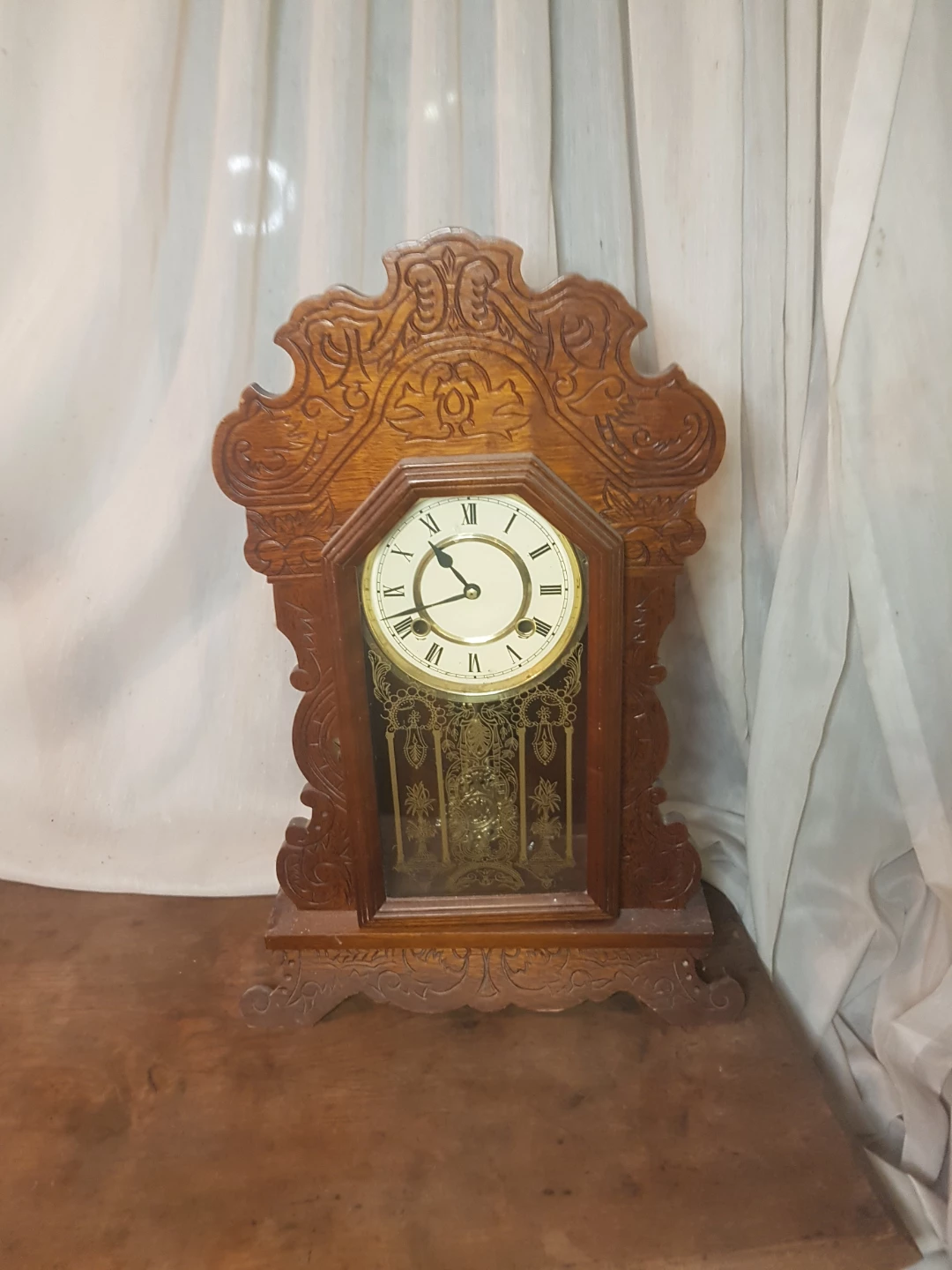 Vintage Wooden Mantel Clock