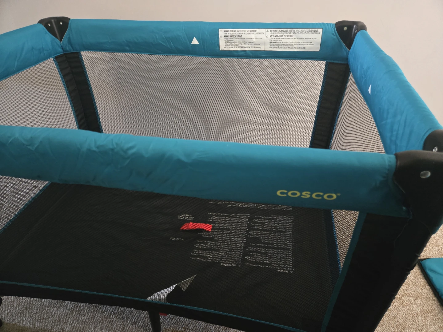 Cosco Funsport Deluxe Playard - photo 3