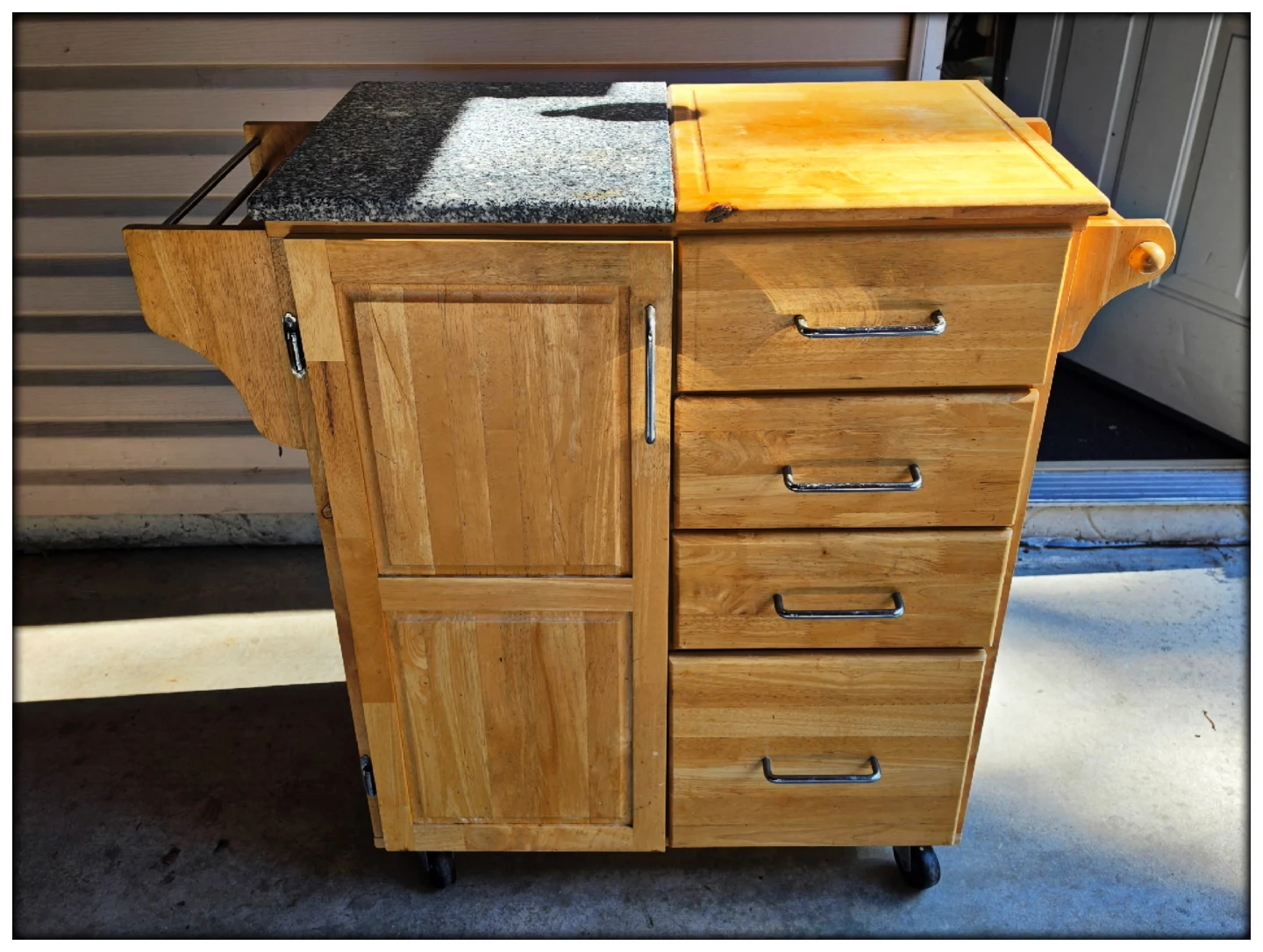 Kitchen Island with Granite Top