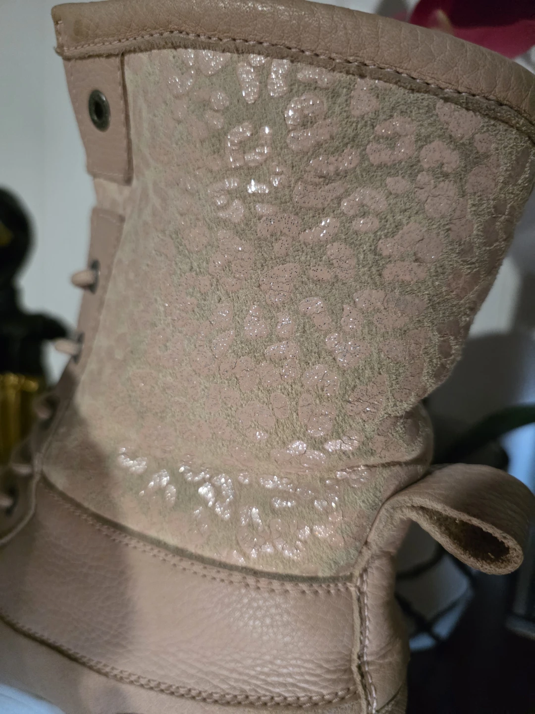 UGG Pink Lace-Up Winter Boots - photo 3