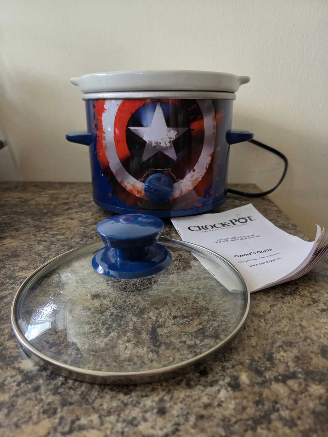 Crock-Pot Captain America Slow Cooker - photo 2